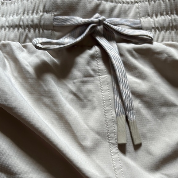 Pacific Trail Tan Athletic Shorts Relaxed Fit - Picture 3 of 3